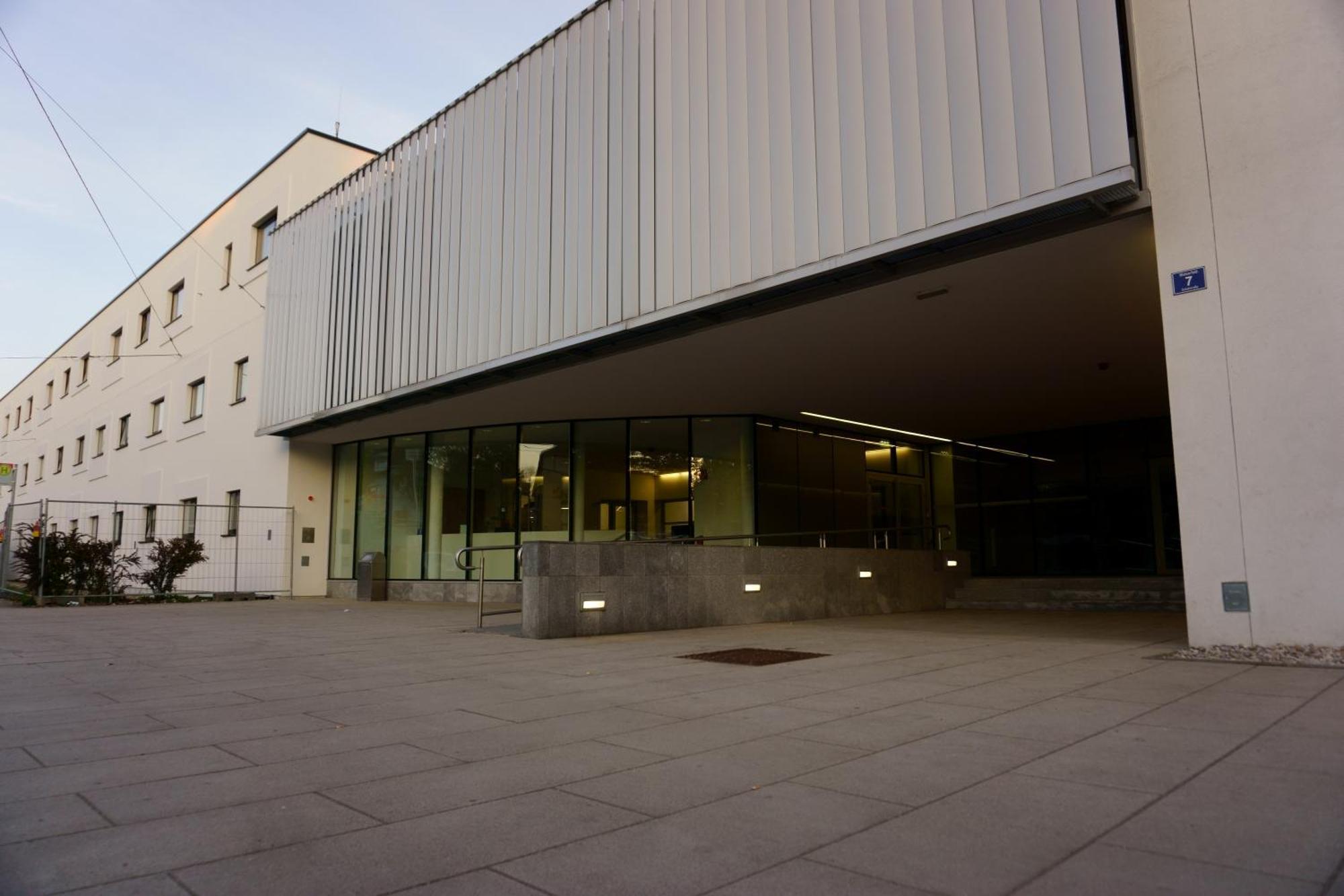Hostel Salzburg-Wals Экстерьер фото